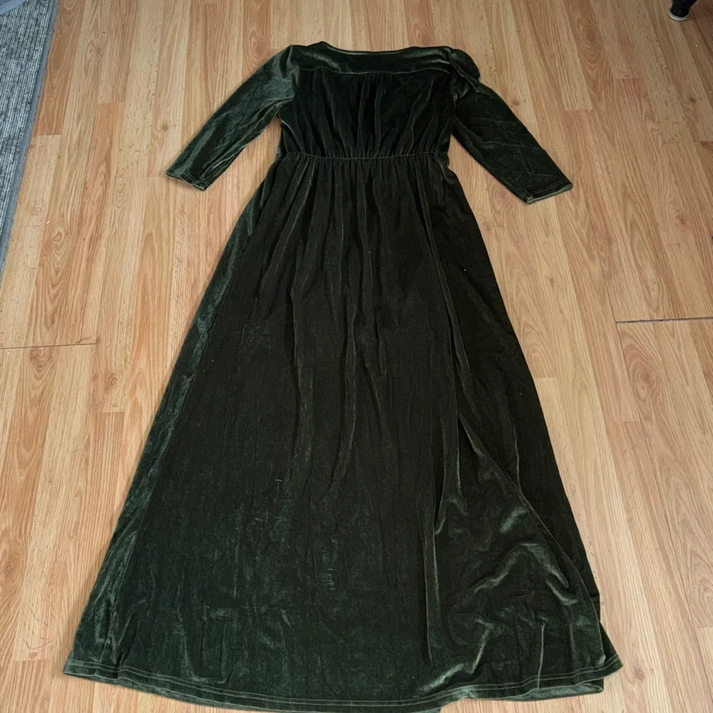NWT Baltic Born Sofia Velvet Maxi Dress size XL - Picture 6 of 6